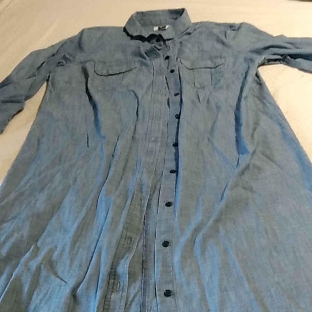 Old Navy chambray dress - Picture 4 of 8